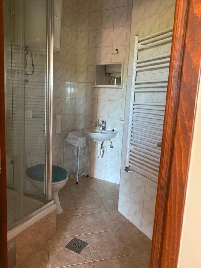 Apartmani Mirjana Brodarica  Buitenkant foto